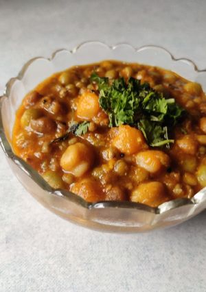 કઠોળ(kathol recipe in Gujarati) રેસીપી મુખ્ય ફોટો