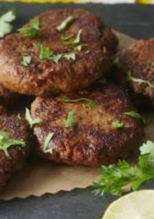 A picture of Mutton Galawati kebab.