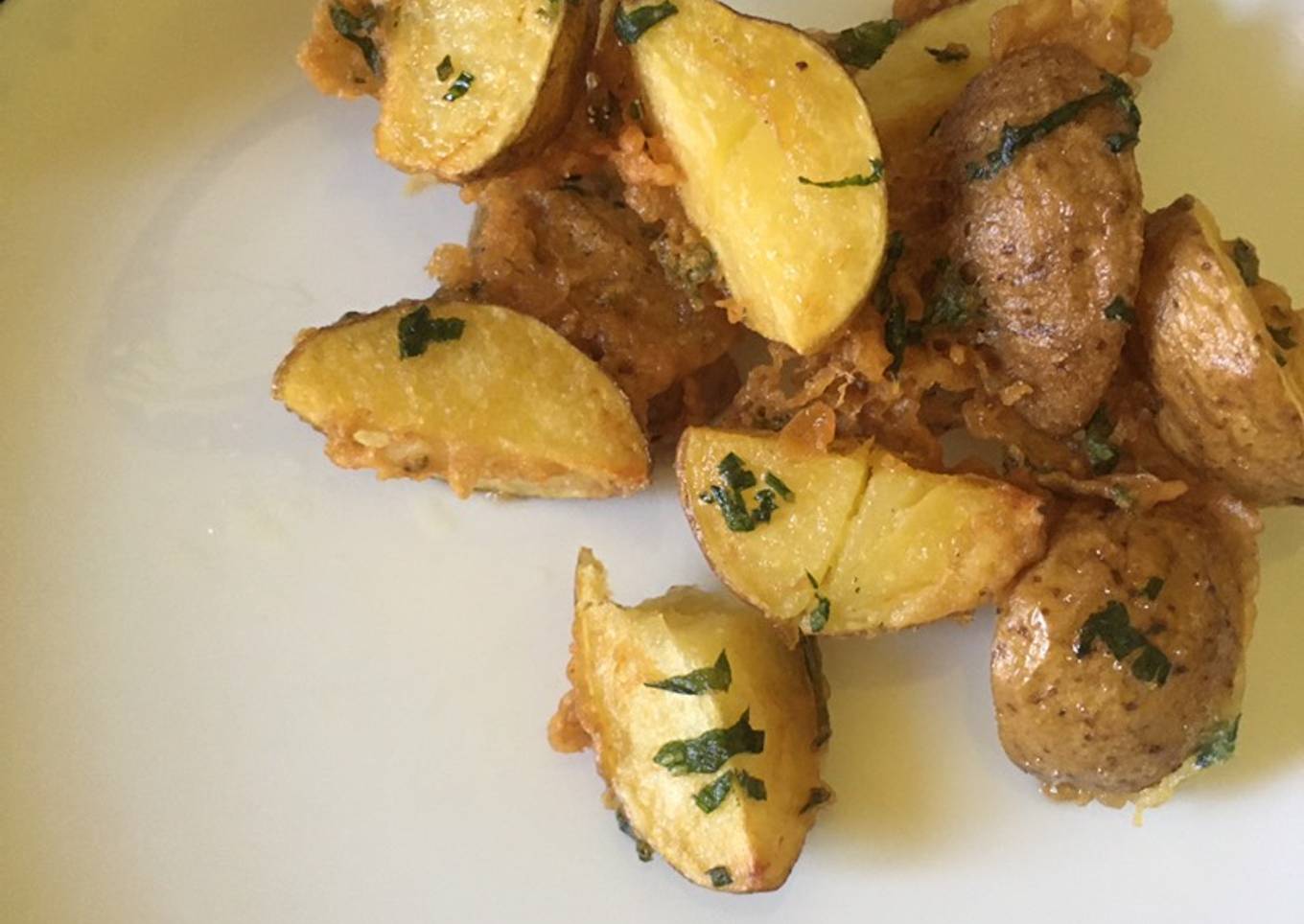 Potatoes wedges ala kadarnya