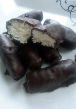 A picture of 'V' Homemade Bounty Bars.