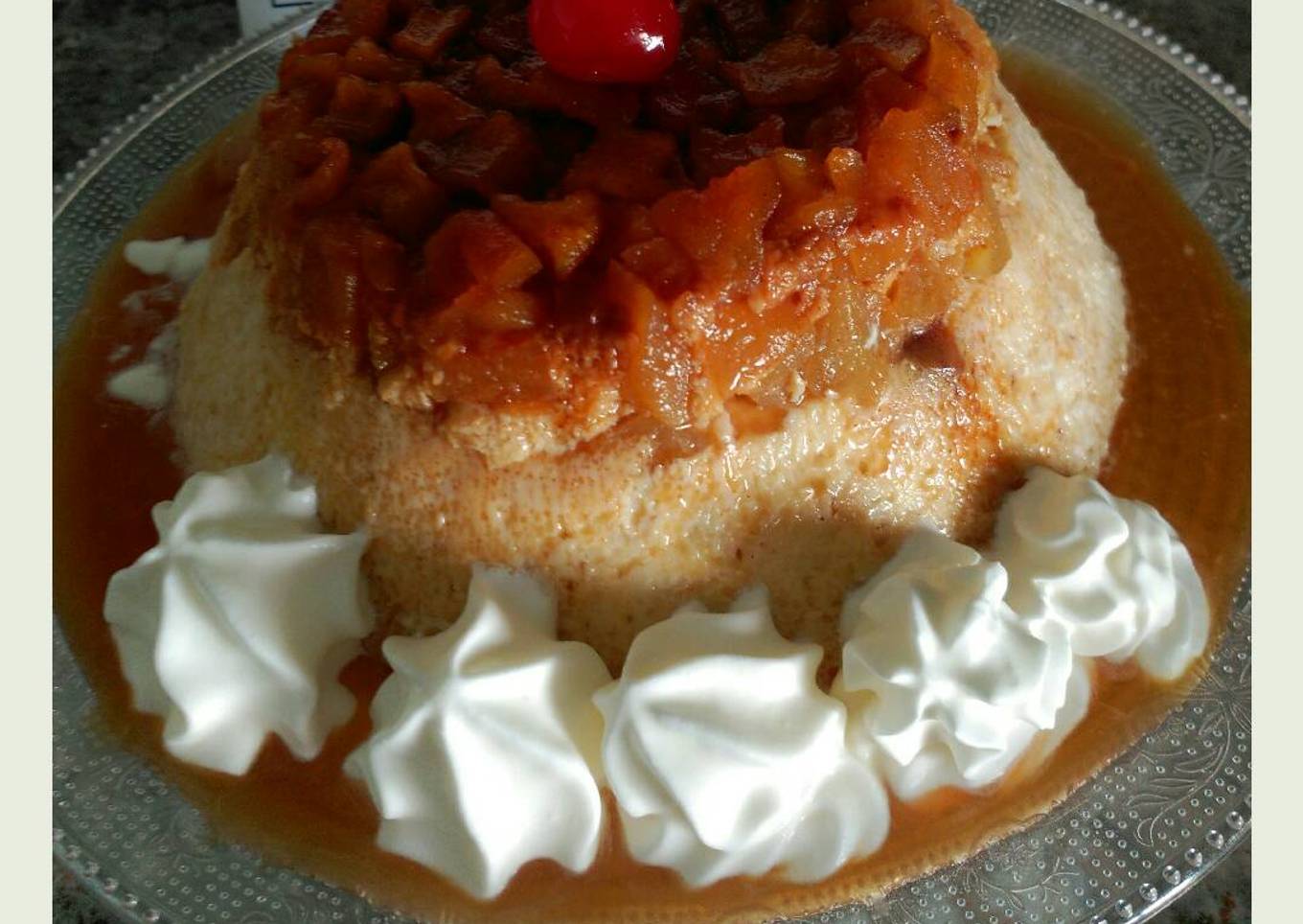 Flan de huevo con manzana caramelizada