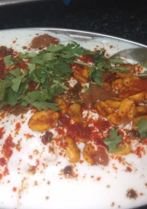 દહીં વડા (Dahi Vada Recipe In Gujarati) રેસીપી મુખ્ય ફોટો