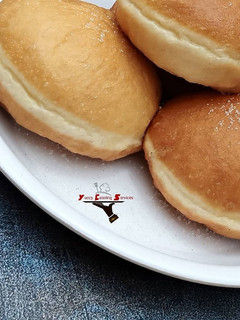 A picture of Line doughnut.