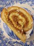 Pionono con dulce de leche y nueces