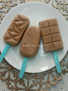 عکسی از دستور بستنی موز پسته👌😋