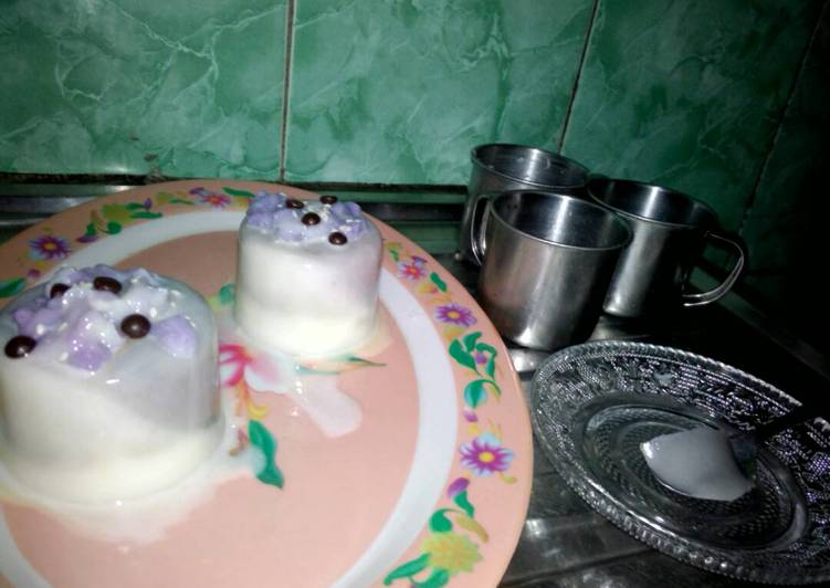 Puding susu ubi ungu