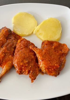 Una foto de Cuy en su salsa