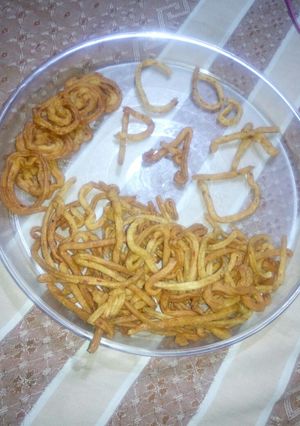 A picture of Hot & crispy snack.
