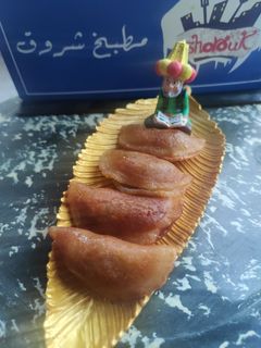 صورة لوصفة قطايف بحشوة التمر واللوز