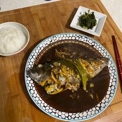 A picture of Steamed Black Sea Bass.
