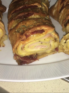 Una foto de Rollo Jamón York/Queso y Jamón Salado🌯