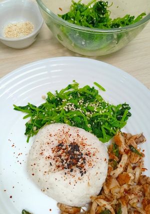 Foto resep Salad Bayam dengan ayam Suwir