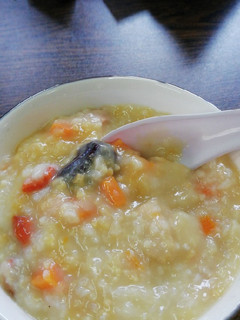 A picture of Healthy Oat Millet Porridge.