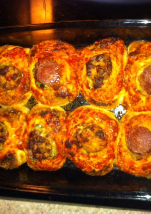 A picture of Chicken Stuffed Pizza Biscuits.