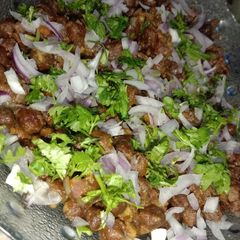 A picture of Black chana chaat.