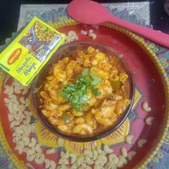 A picture of Macaroni.