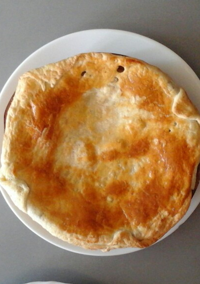 Una foto de Cazuelitas de pollo con champiñones y setas