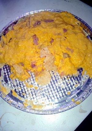 A picture of spam nachos.