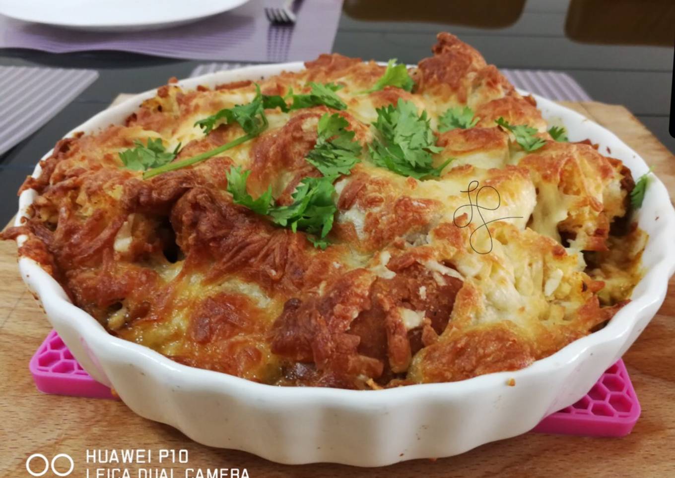 Garlic Bread Chicken Pie