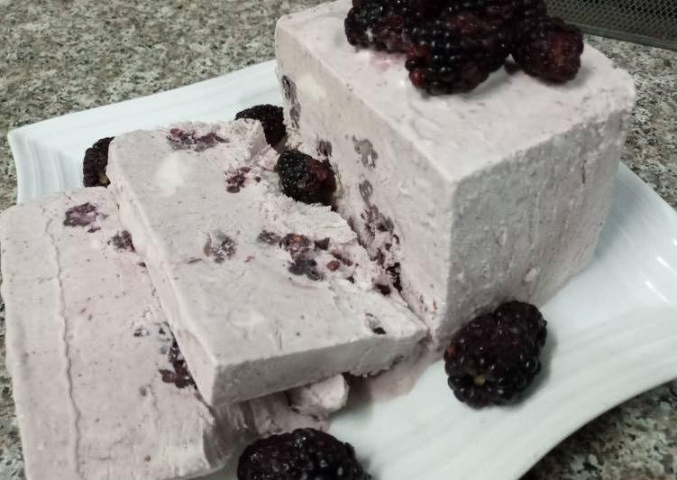 Recipe of Quick Blackberries ice cream