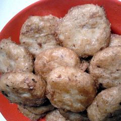 A picture of Perkedel.