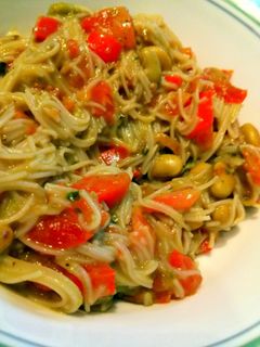 A picture of Easy, healthy creamy avocado pasta.
