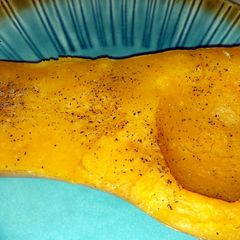 A picture of Baked butternut squash.