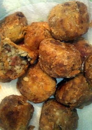 A picture of Boudin Balls.