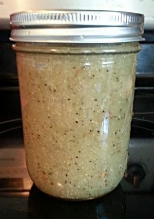 A picture of Tinklee's Italian Dressing.