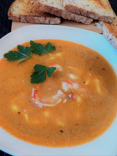 Una foto de Sopa o bisque de gambas