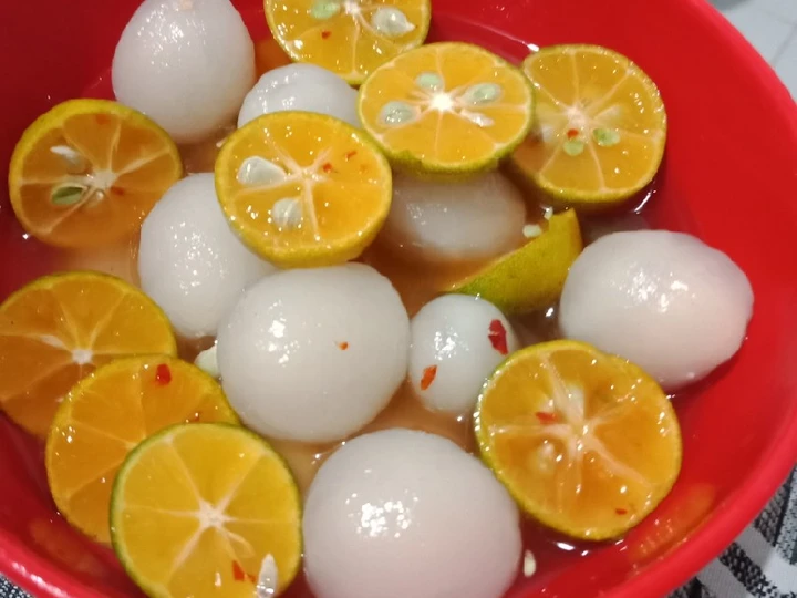 Easy Ways Prepare Recipes Asinan rambutan asam manis the So Delicious Tasty.