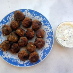 A picture of Aubergine balls.