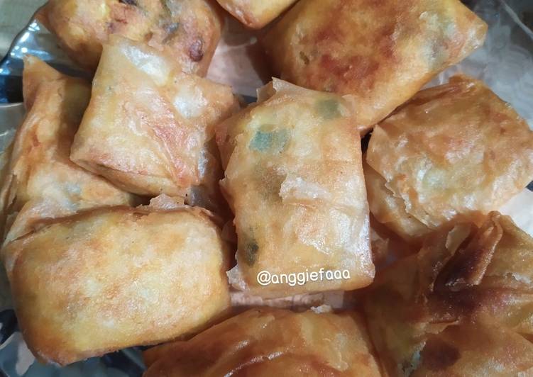 How to Cook Yummy Martabak Tahu Telur Simple