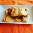 Bacalao confitado en cama de patatas panaderas