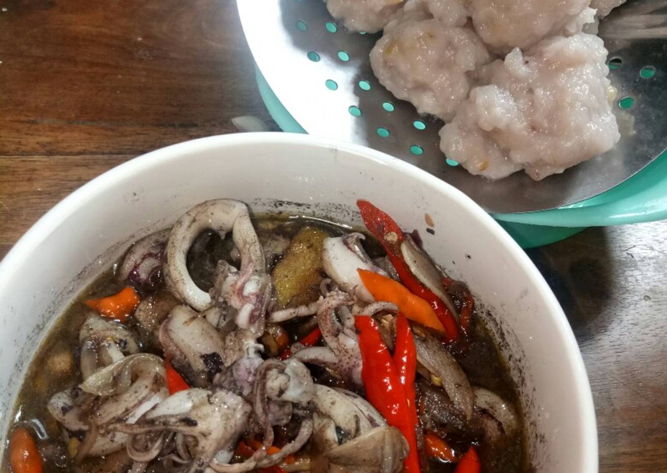 Goreng cumi dan bola cumi