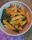 👩🏼‍🍳Pasta Penne (Pluma) con espinacas. ¡Súper Facilísimo!