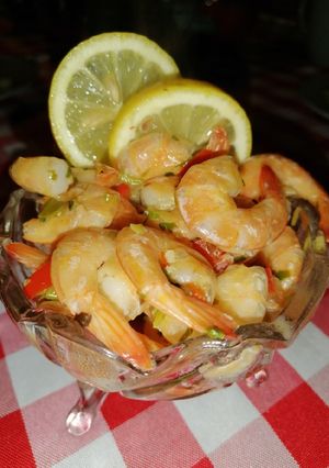 Una foto de Camarones al pil pil