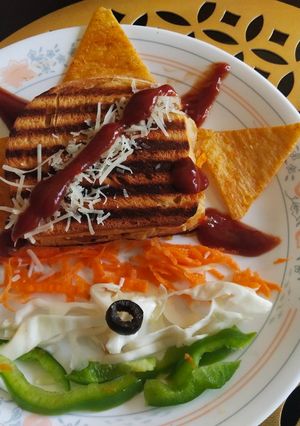 A picture of Chinese grilled sandwich.