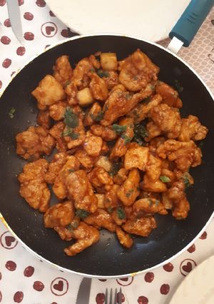 A picture of Sweet and sour chicken.
