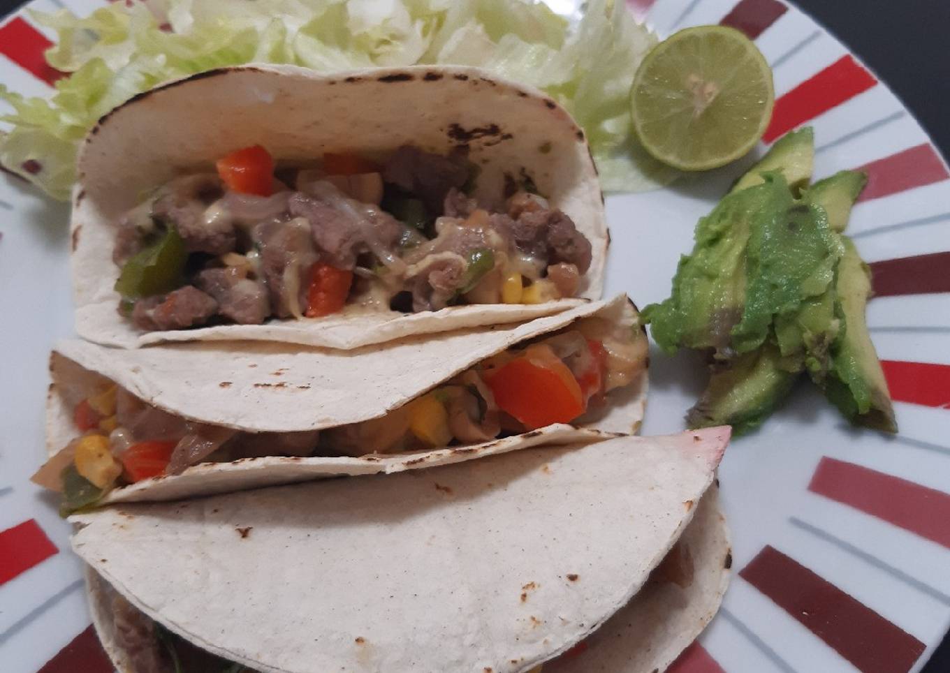 Tacos de bistec a mi estilo 🤤👌