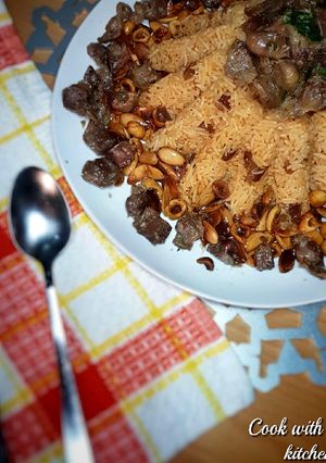 صورة لوصفة ارز بالخلطة بقوانص الدجاج بطعم و ا اروع 😋😋😍😍