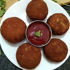 A picture of Suji paneer cutlet.