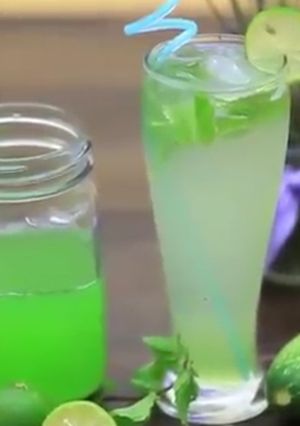 A picture of Cool cucumber drink.