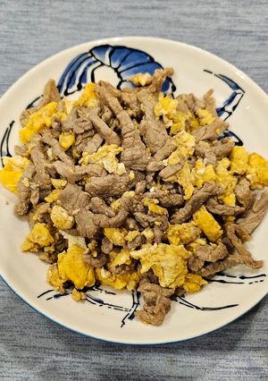 肉絲炒蛋 的食譜成品照片