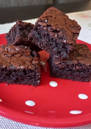 Csupa csoki brownie recept fotója