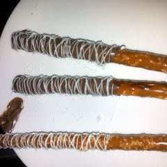 A picture of Chocolate covered pretzel rods.