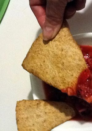 A picture of Fruit Salsa & Baked Cinnamon Chips.