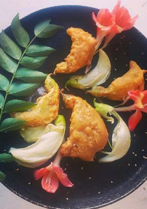 A picture of Vegetable hummingbird (Agati) Flower Fritters.