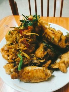 Hình của món Gà xào xả ớt.