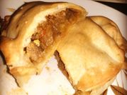 Una foto de empanadas de matambre